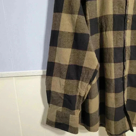 Field & Stream Black Olive Brown Classic Button Up Long Sleeve Lightweight Plaid - Picture 5 of 9
